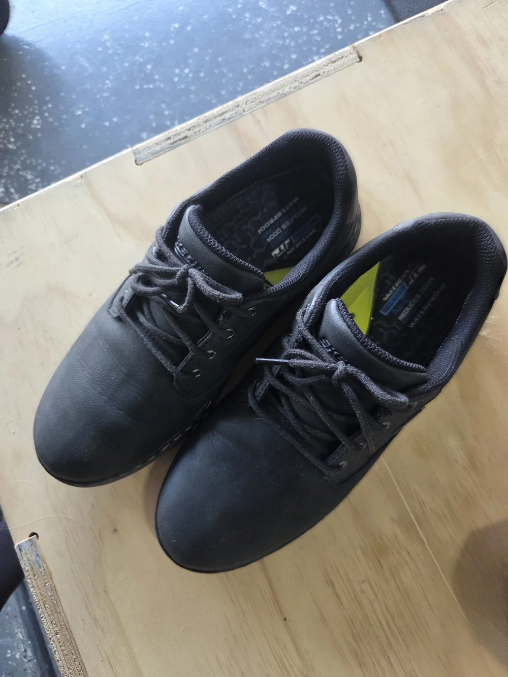 Men's Black Lace-Up Casual Shoes
